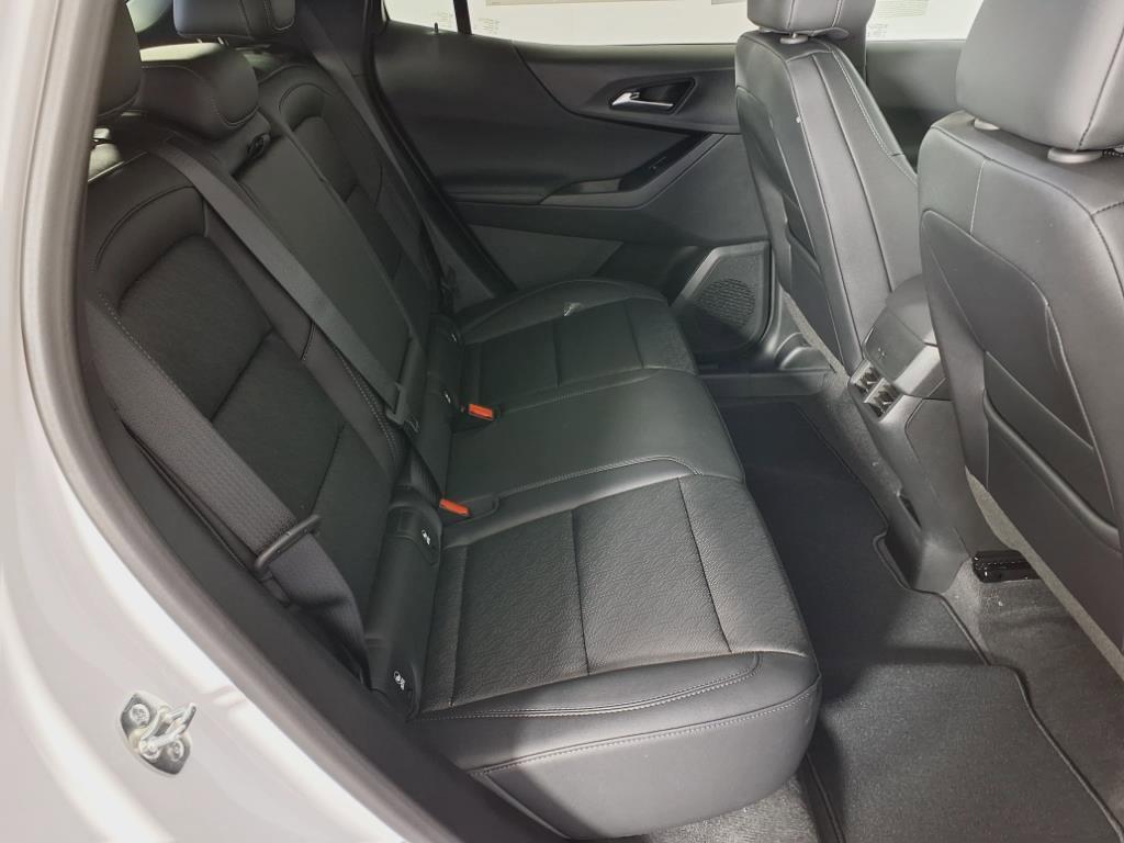 new 2026 Chevrolet Equinox car, priced at $29,162