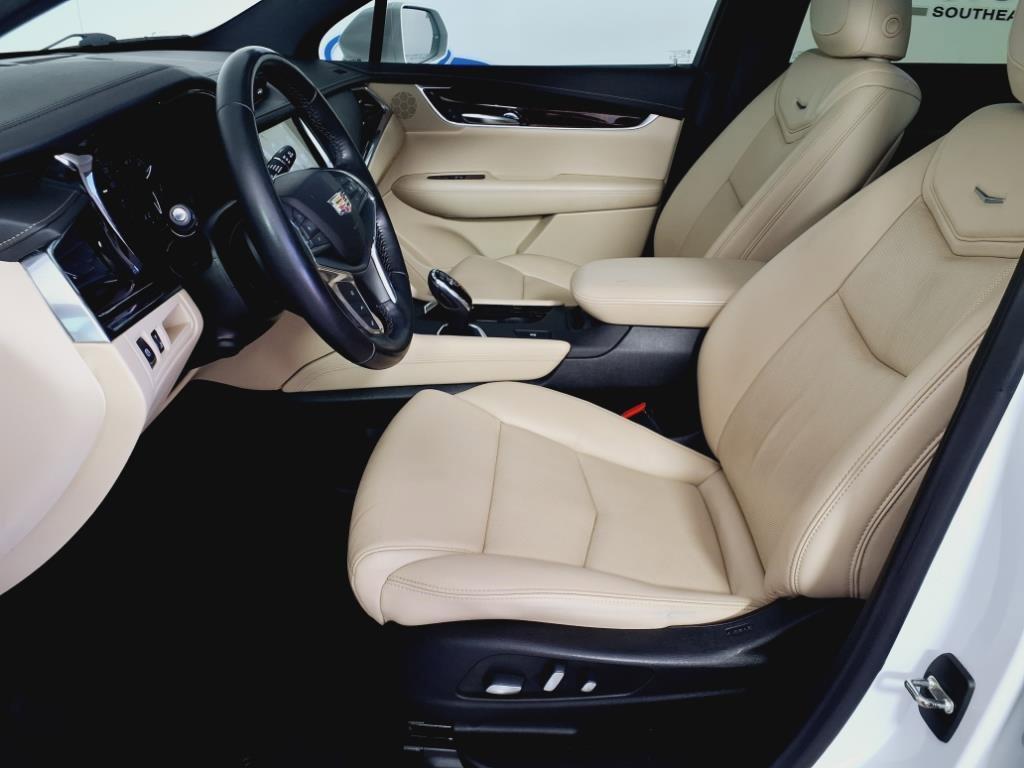 used 2019 Cadillac XT5 car, priced at $19,969