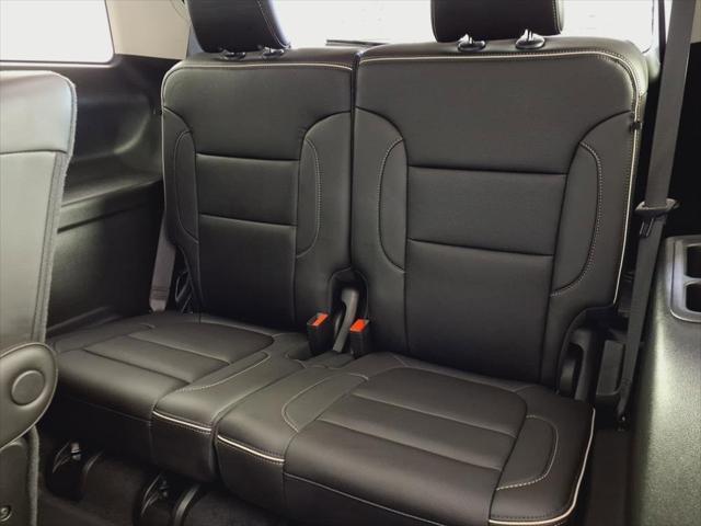 used 2023 GMC Acadia car, priced at $40,989