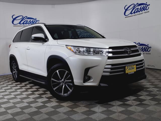 used 2019 Toyota Highlander car, priced at $25,707