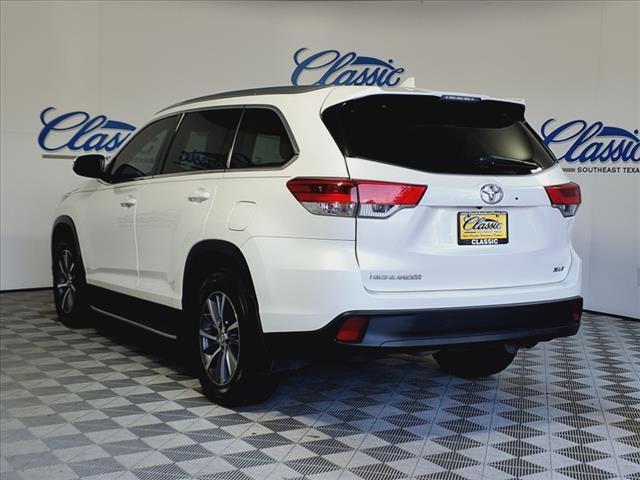 used 2019 Toyota Highlander car, priced at $25,707