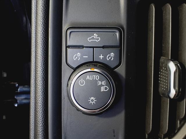 used 2021 Chevrolet Silverado 1500 car, priced at $25,989