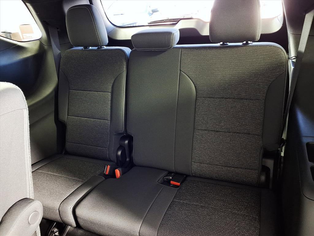 new 2026 Chevrolet Traverse car, priced at $46,715