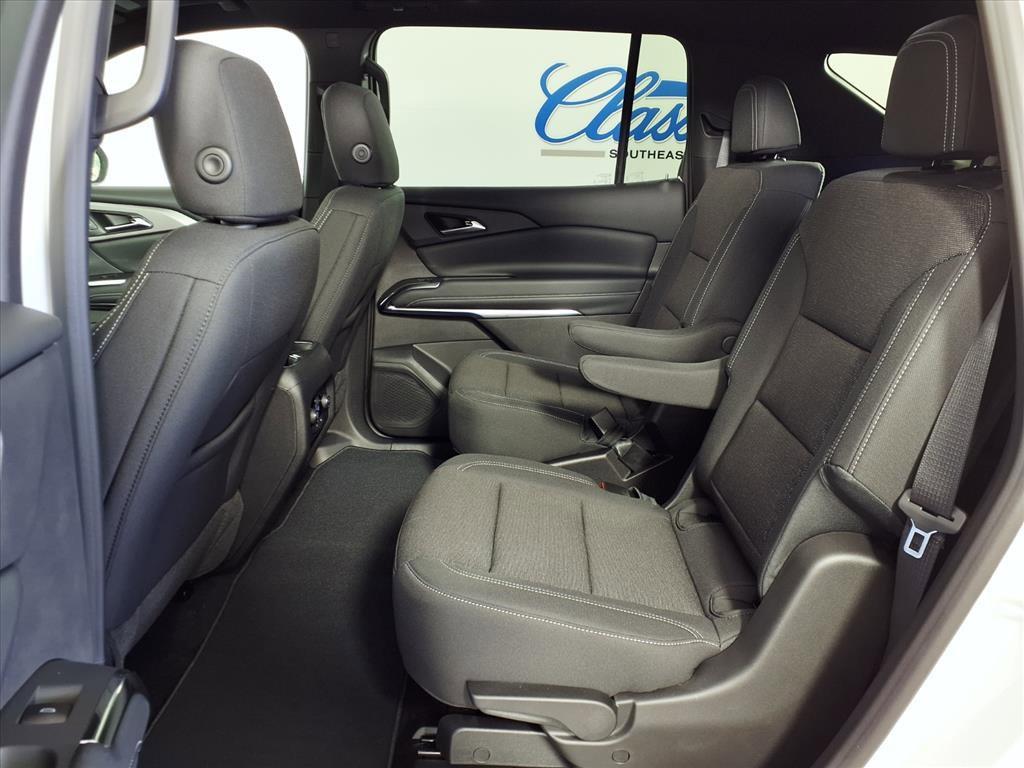 new 2026 Chevrolet Traverse car, priced at $46,715