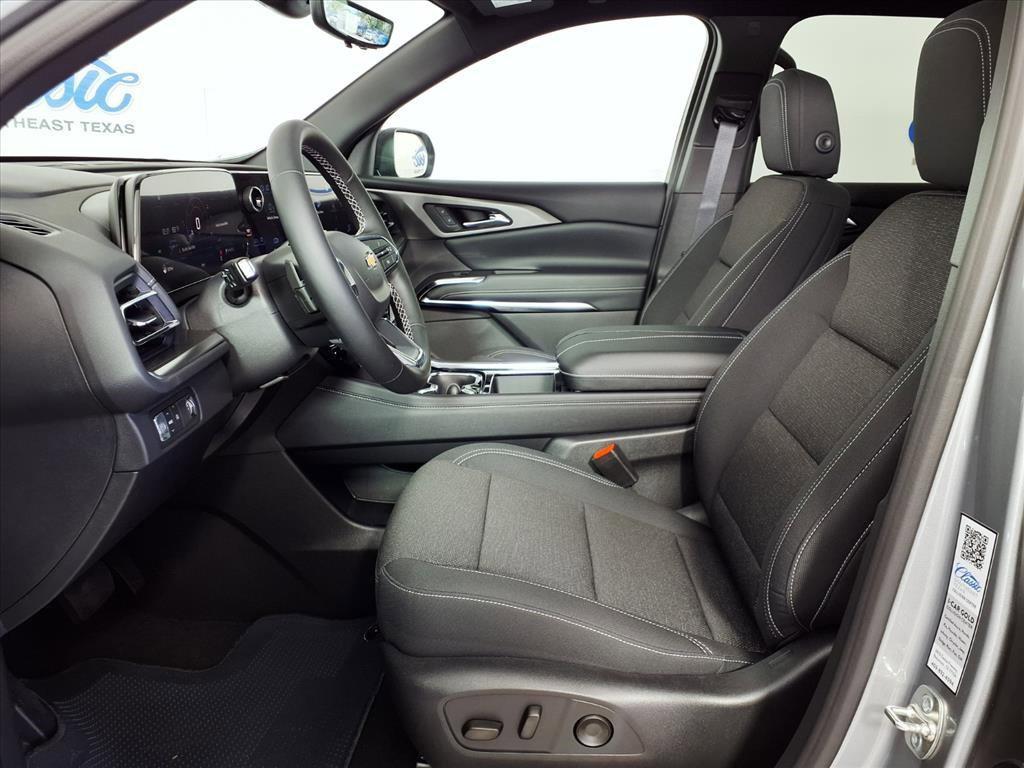 new 2026 Chevrolet Traverse car, priced at $46,715