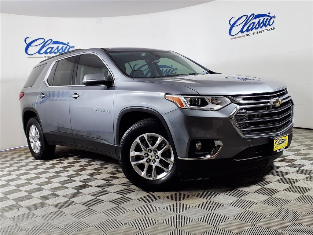 used 2021 Chevrolet Traverse car, priced at $29,883