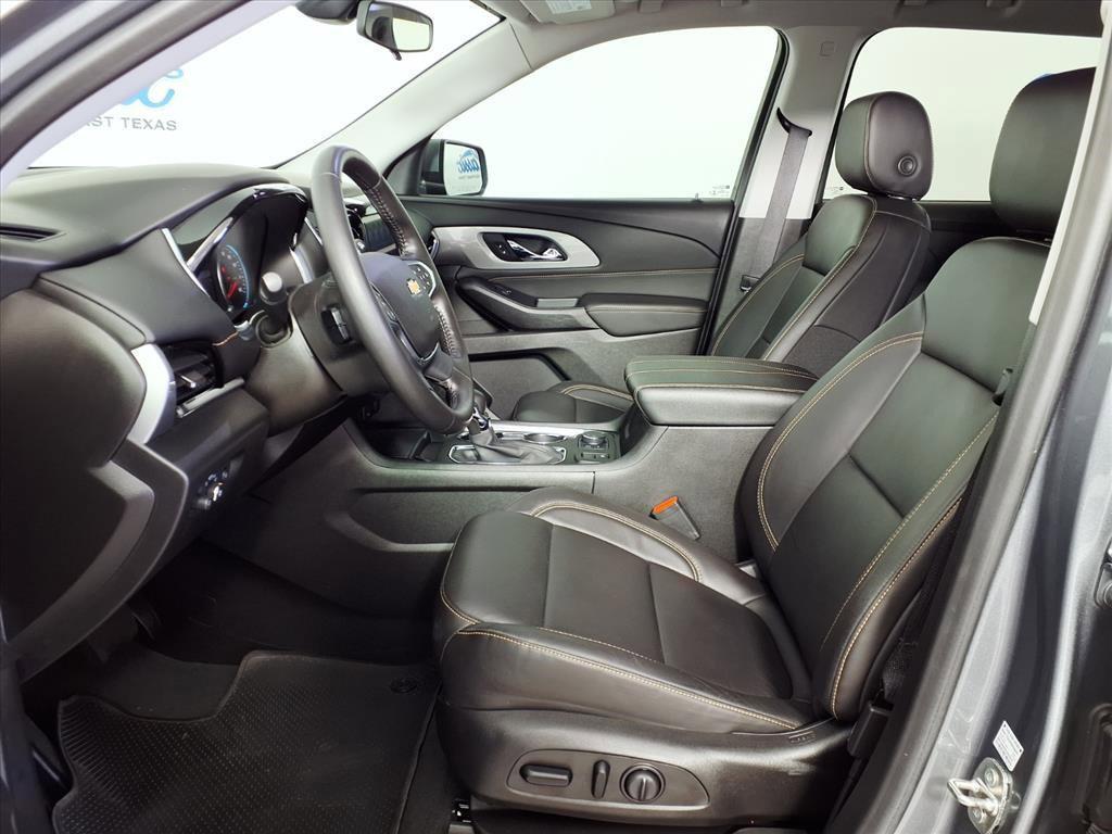 used 2021 Chevrolet Traverse car, priced at $29,883