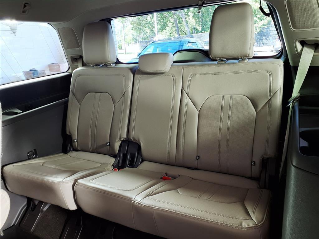 used 2019 Ford Expedition car, priced at $26,625