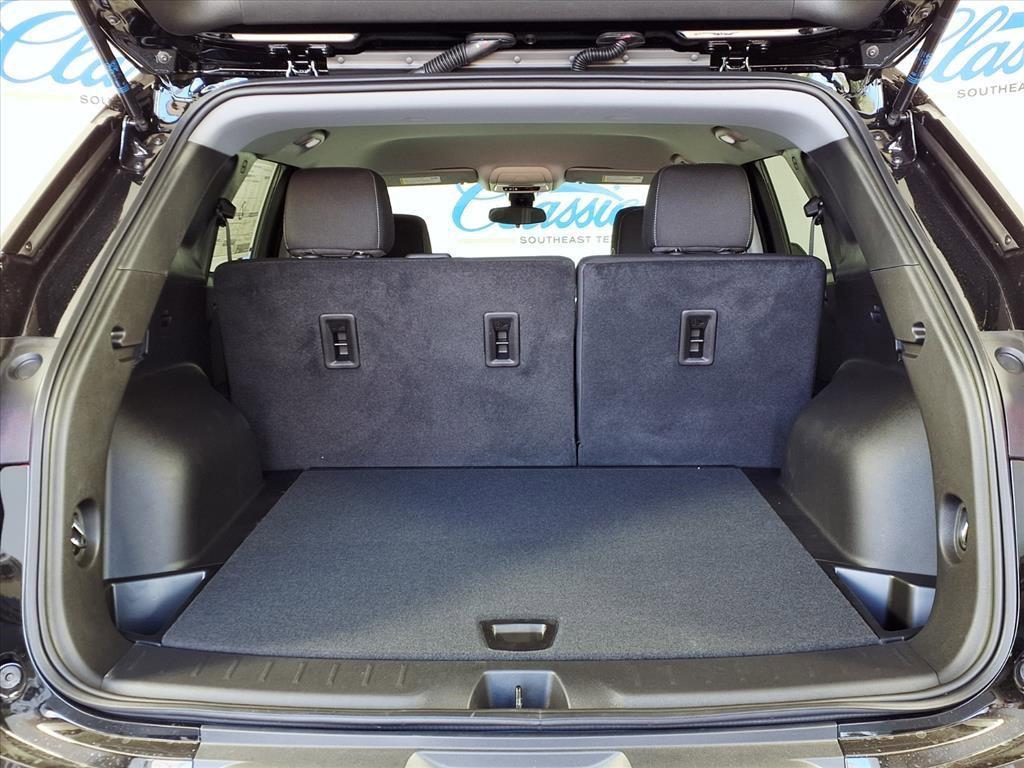 new 2025 Chevrolet Blazer car, priced at $35,363