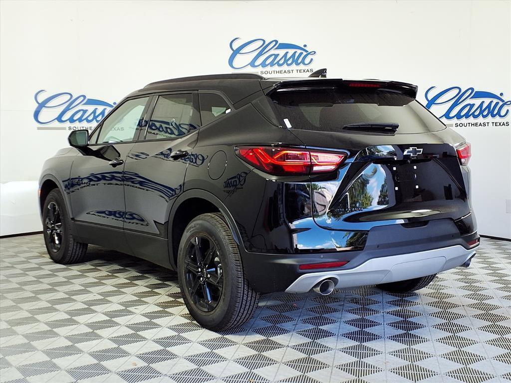 new 2025 Chevrolet Blazer car, priced at $35,363