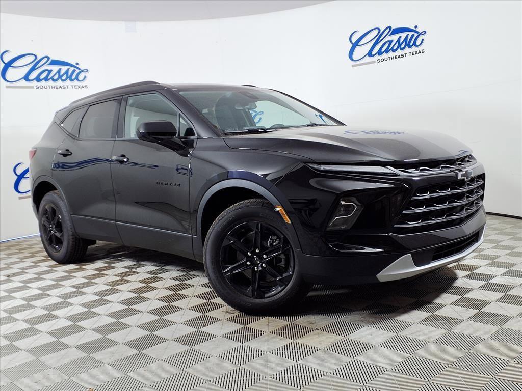 new 2025 Chevrolet Blazer car, priced at $35,363