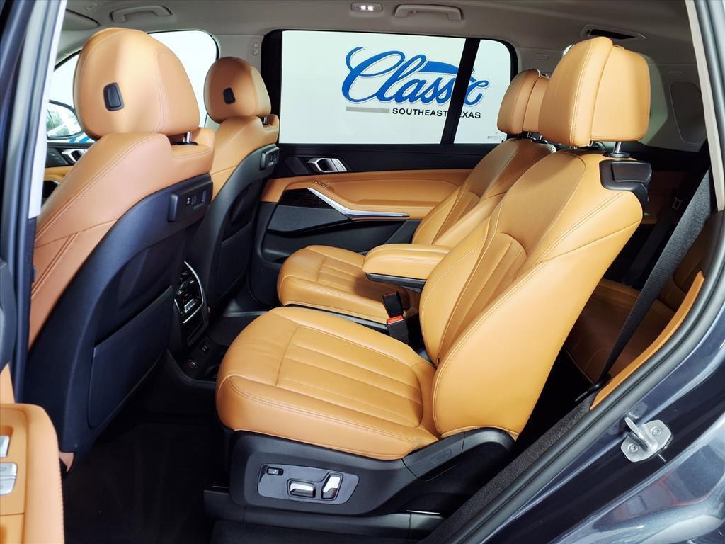 used 2021 BMW X7 car, priced at $34,513