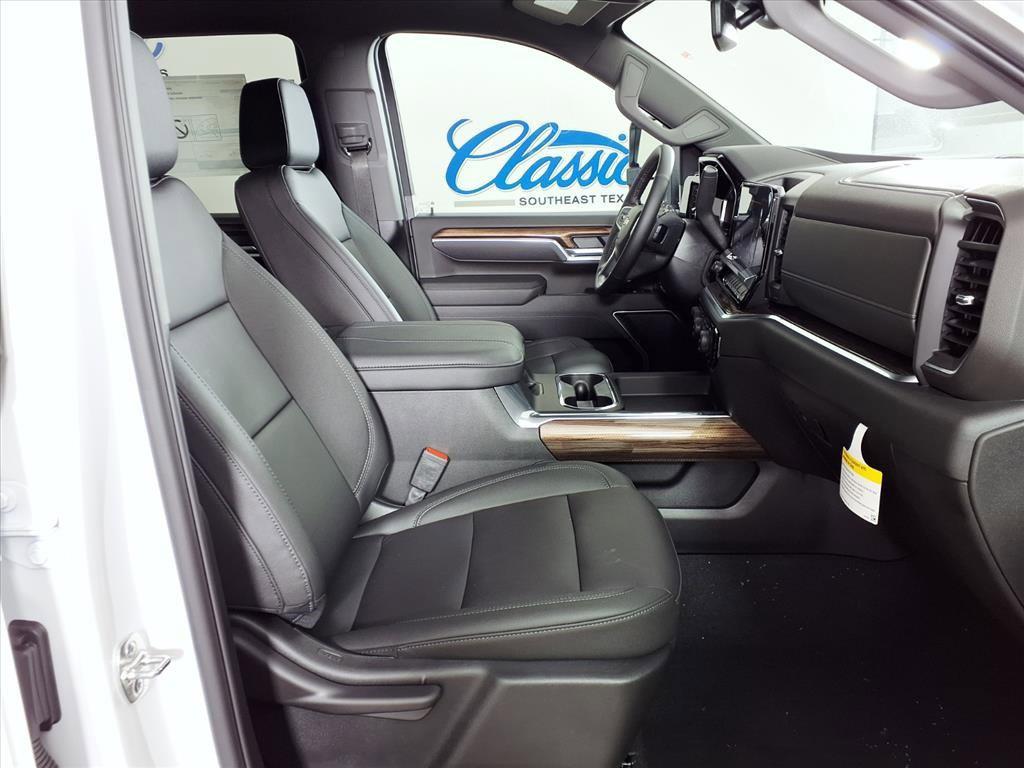 new 2025 Chevrolet Silverado 2500 car, priced at $65,295