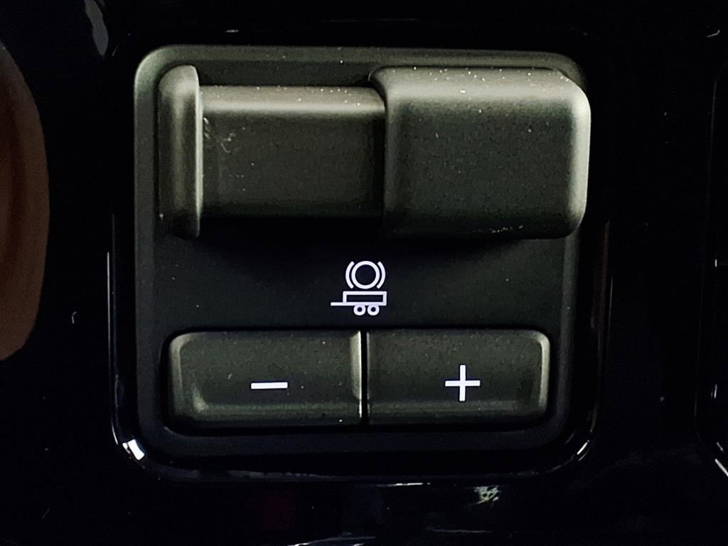 new 2025 Chevrolet Silverado 2500 car, priced at $70,701