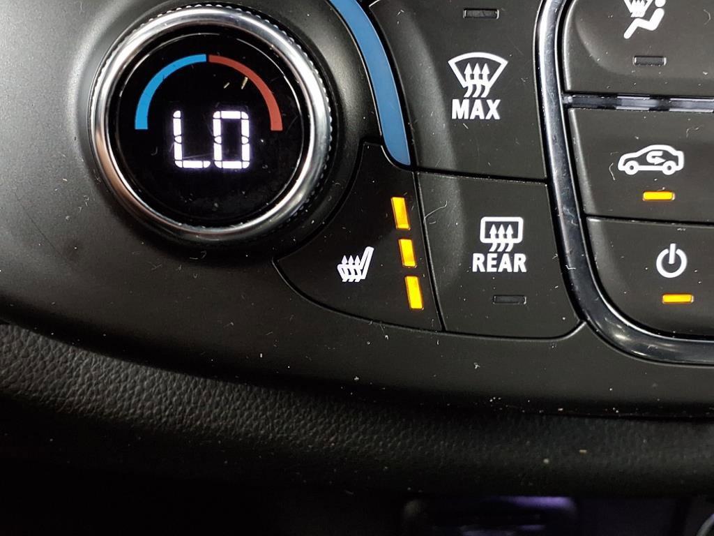 used 2023 Chevrolet Traverse car, priced at $35,968