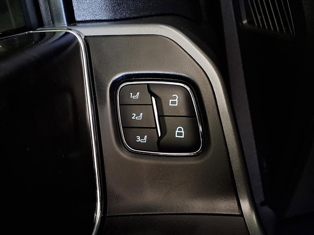 used 2021 Ford F-150 car, priced at $36,963