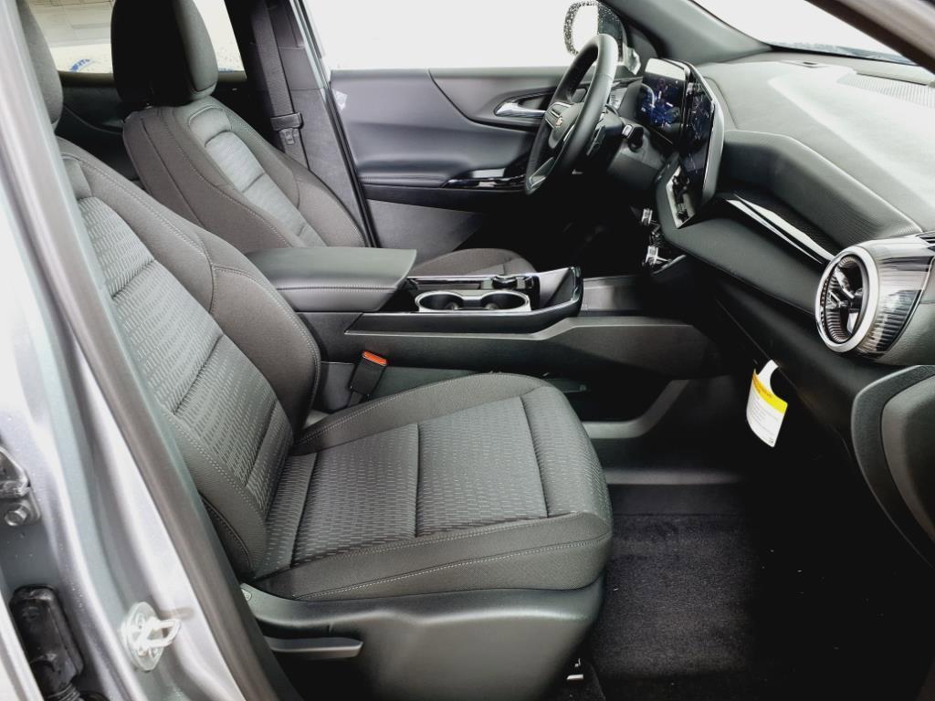 new 2026 Chevrolet Equinox car, priced at $28,775