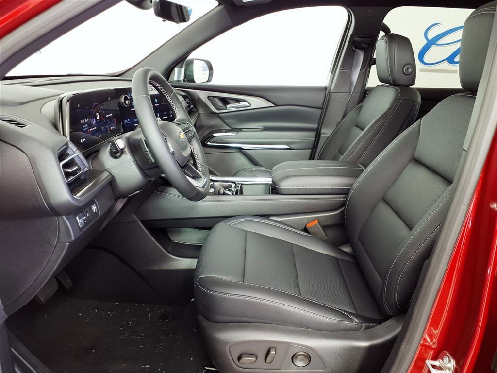 new 2026 Chevrolet Traverse car, priced at $48,210
