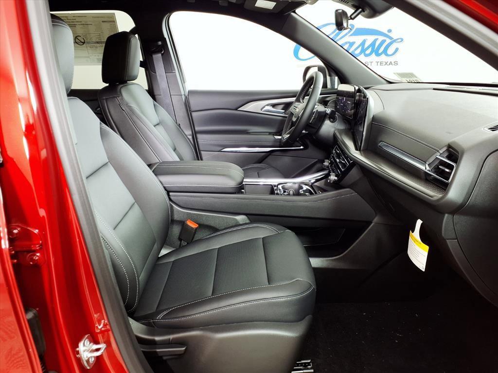 new 2026 Chevrolet Traverse car, priced at $48,210