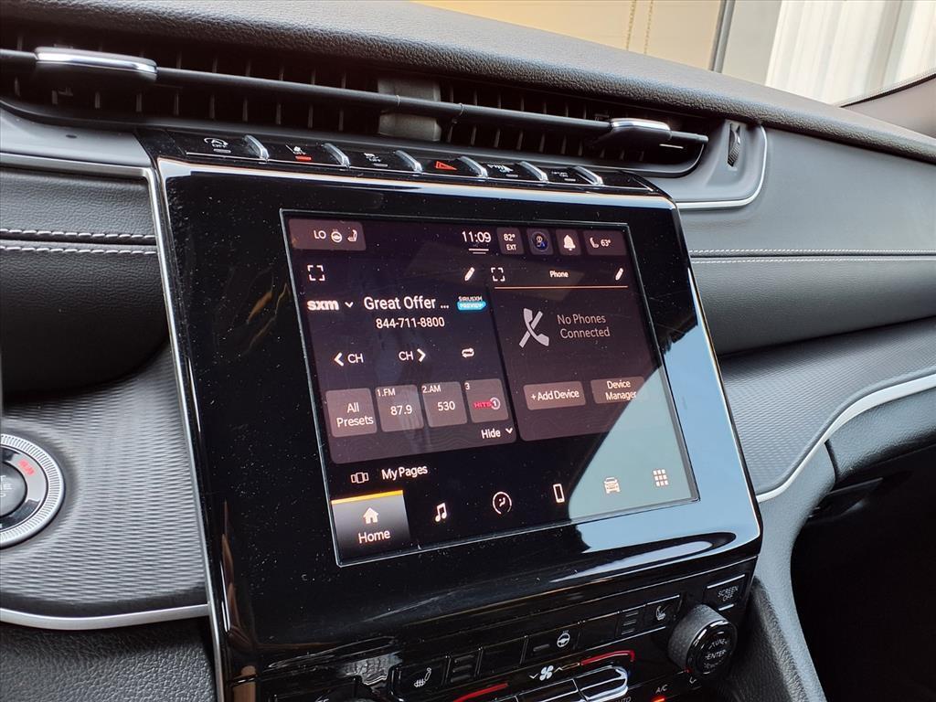 used 2024 Jeep Grand Cherokee car, priced at $26,989