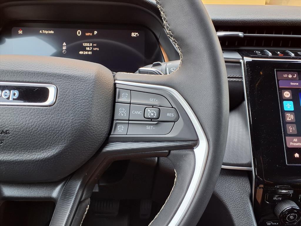 used 2024 Jeep Grand Cherokee car, priced at $35,834