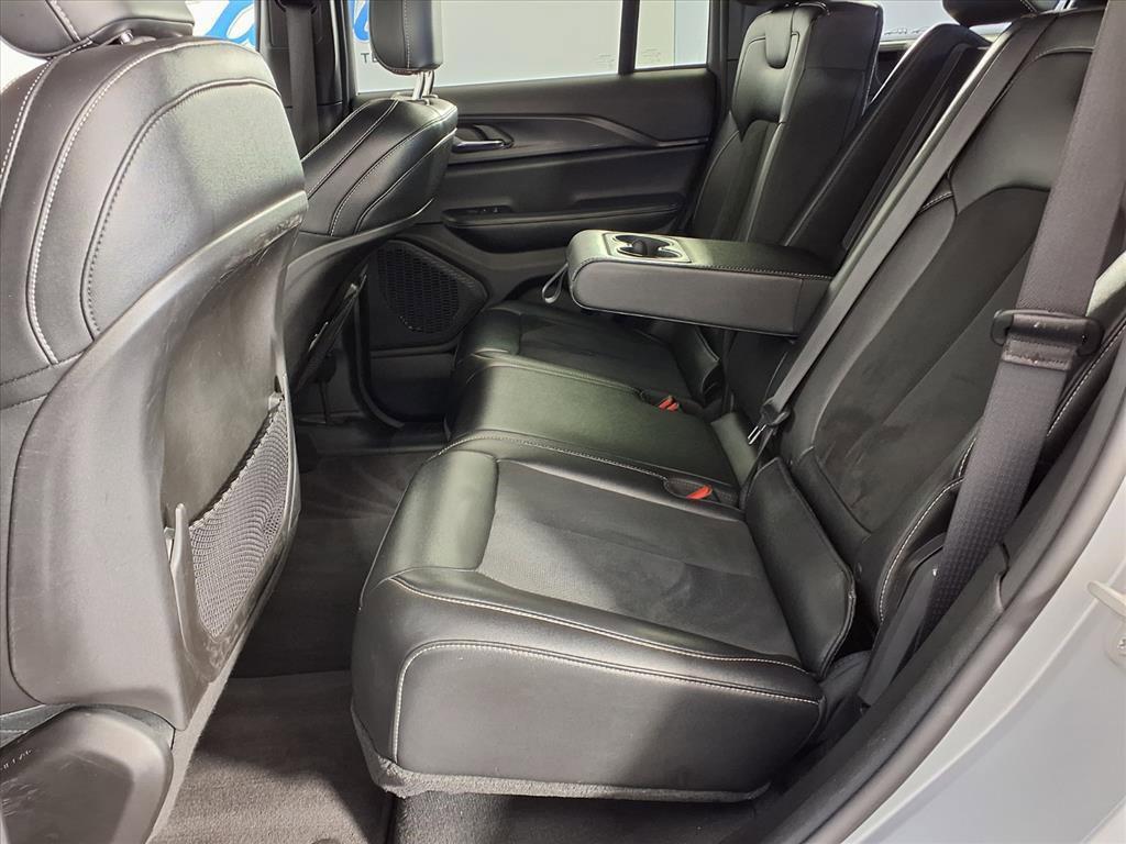 used 2024 Jeep Grand Cherokee car, priced at $35,834