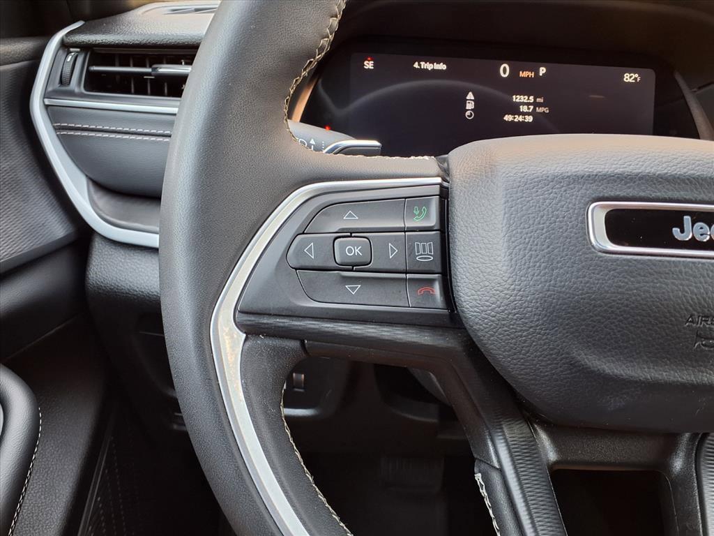 used 2024 Jeep Grand Cherokee car, priced at $35,834