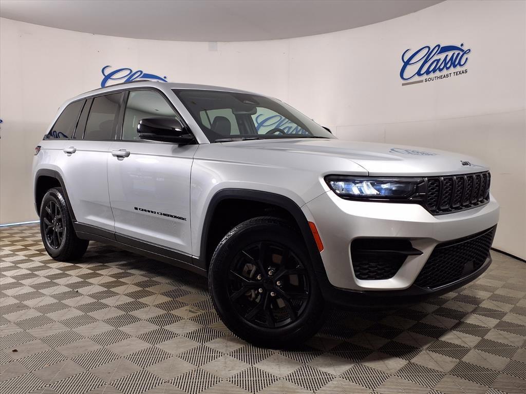 used 2024 Jeep Grand Cherokee car, priced at $35,834