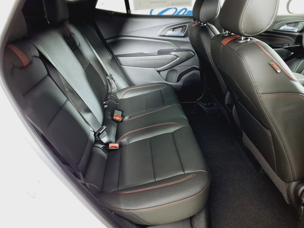 new 2025 Chevrolet Trax car, priced at $26,000