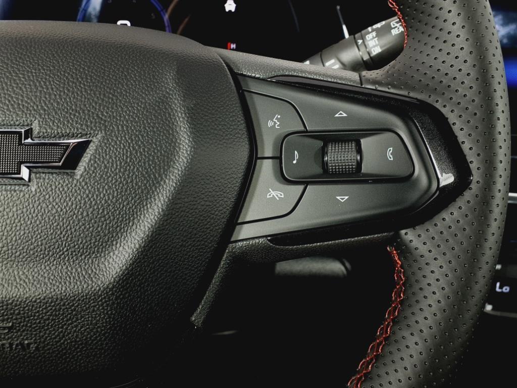 new 2025 Chevrolet Trax car, priced at $26,000