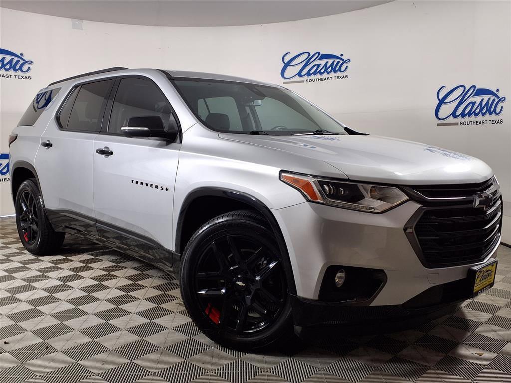 used 2021 Chevrolet Traverse car, priced at $29,998