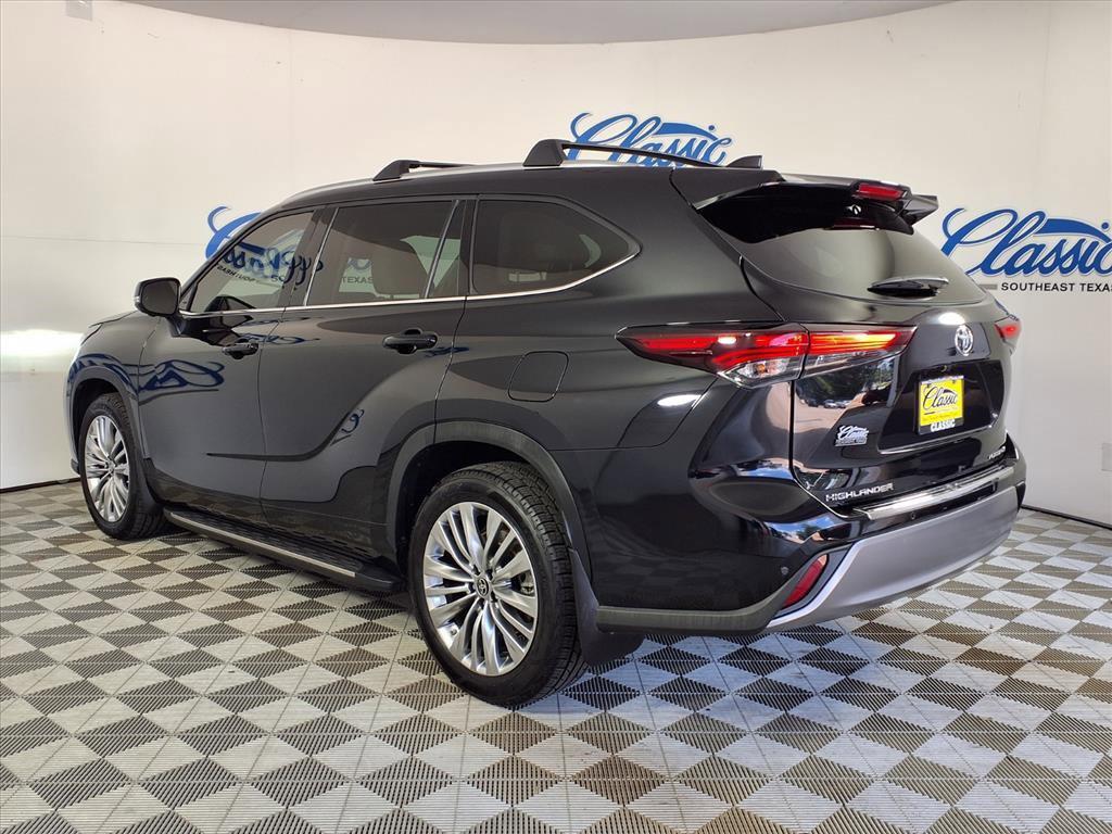 used 2024 Toyota Highlander car, priced at $46,476
