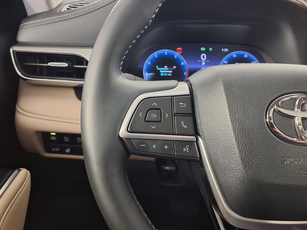 used 2024 Toyota Highlander car, priced at $46,476