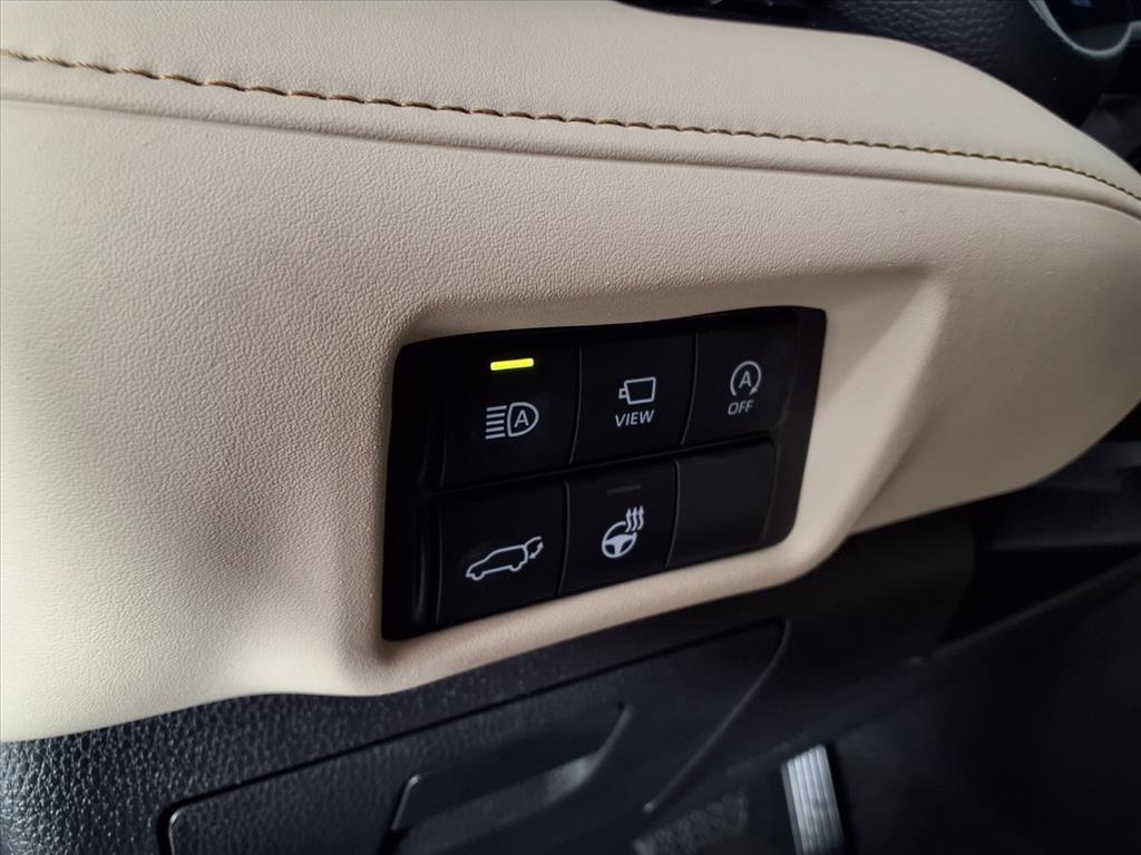 used 2024 Toyota Highlander car, priced at $46,476