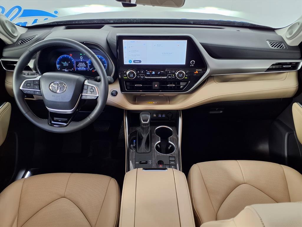 used 2024 Toyota Highlander car, priced at $46,476
