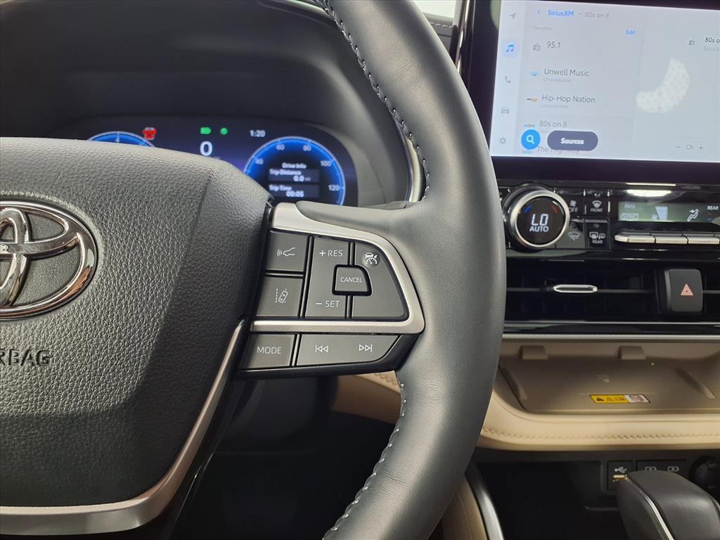 used 2024 Toyota Highlander car, priced at $46,476