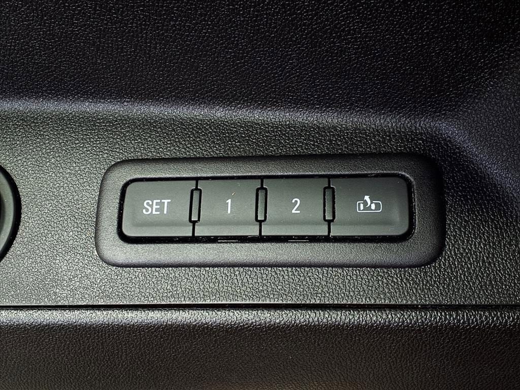 used 2018 Chevrolet Equinox car, priced at $12,726