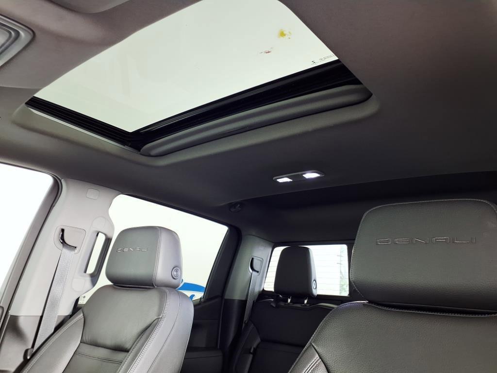 used 2021 GMC Sierra 1500 car, priced at $55,995