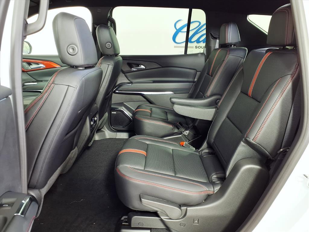 new 2026 Chevrolet Traverse car, priced at $58,290