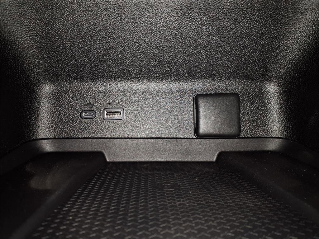 new 2026 Chevrolet Traverse car, priced at $58,290