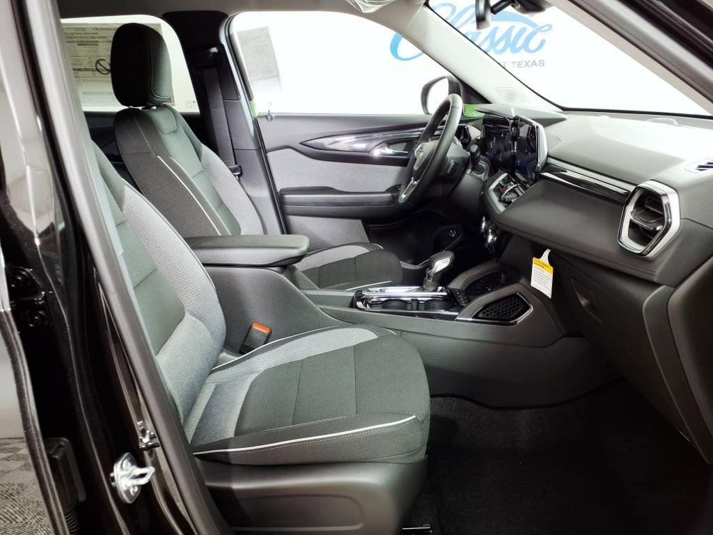 new 2026 Chevrolet TrailBlazer car, priced at $27,954