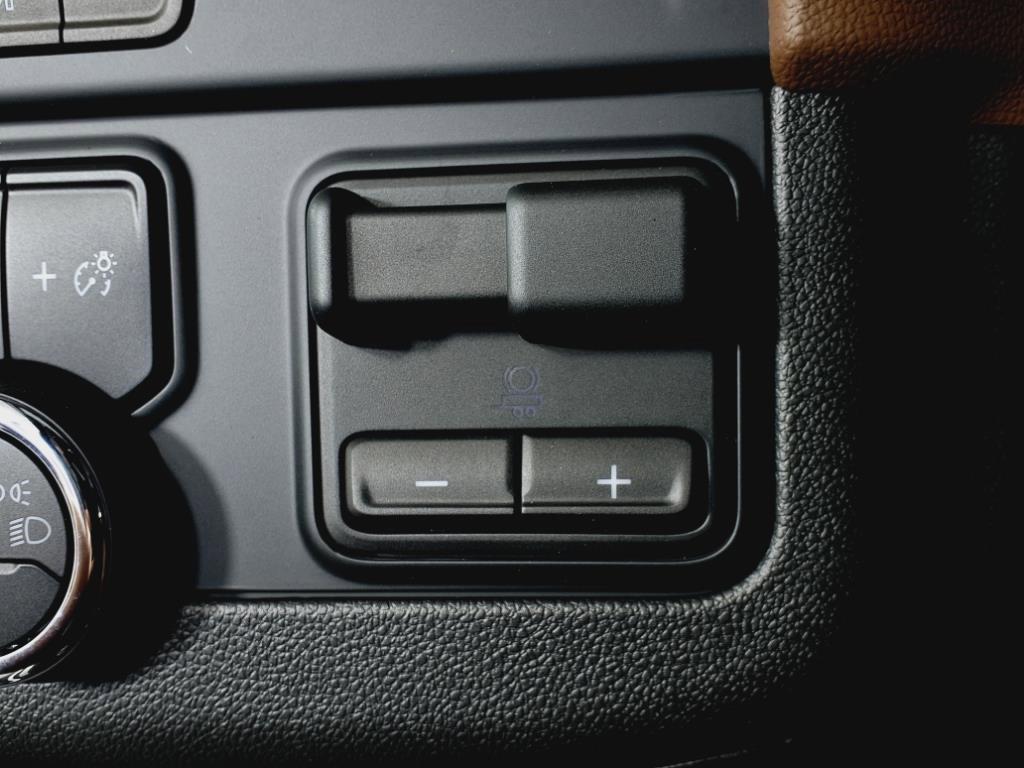 new 2025 Chevrolet Suburban car, priced at $82,863