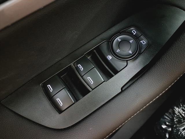 new 2025 Chevrolet Blazer car, priced at $39,105