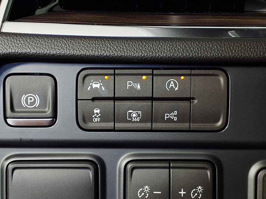 new 2026 Chevrolet Suburban car, priced at $83,736