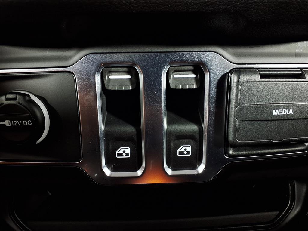 used 2025 Jeep Wrangler car, priced at $35,426