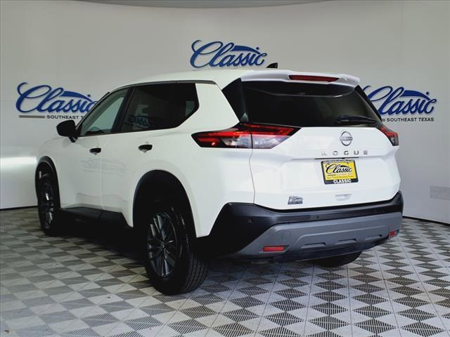 used 2022 Nissan Rogue car, priced at $18,996