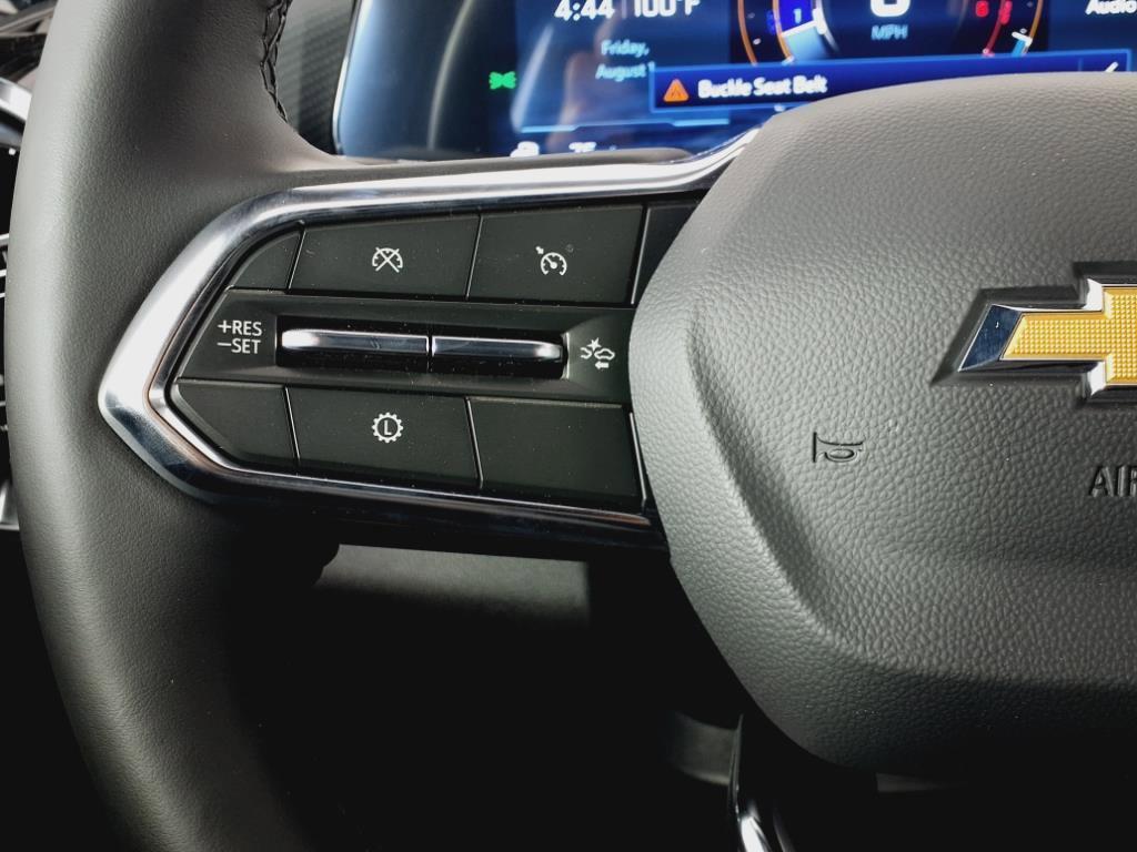 new 2026 Chevrolet Equinox car, priced at $28,157