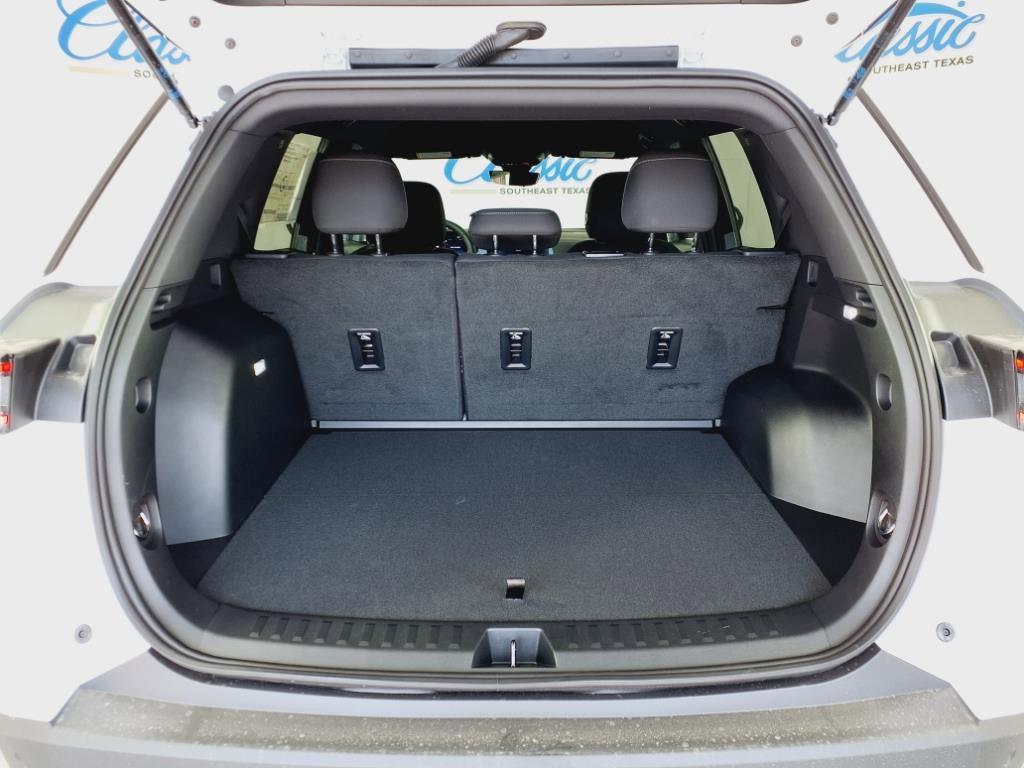 new 2026 Chevrolet Equinox car, priced at $28,157