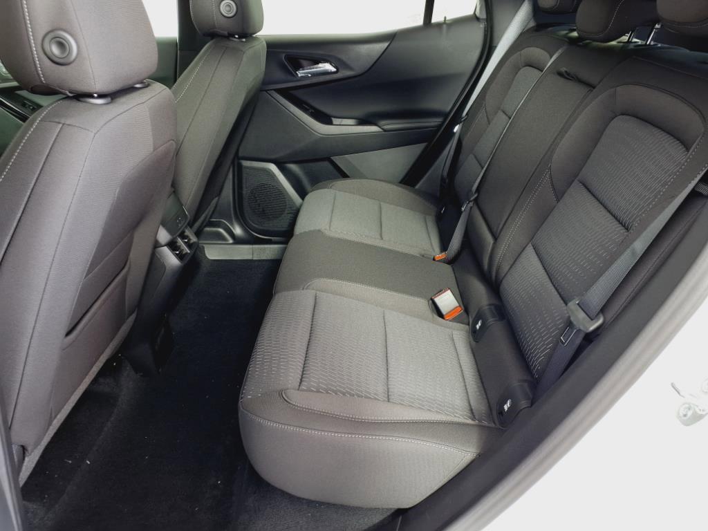 new 2026 Chevrolet Equinox car, priced at $28,157