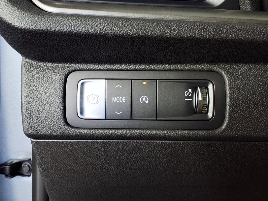 new 2026 Chevrolet Traverse car, priced at $47,420